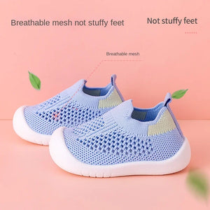 Comfy Family Cozy Cubs™ - Mesh Magic Shoes