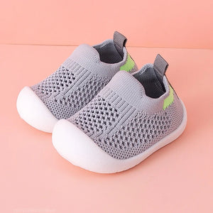 Comfy Family Cozy Cubs™ - Mesh Magic Shoes