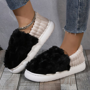 Comfy Family Salta 2.0 - Closed Plush Slippers Black / UK 3.5-4